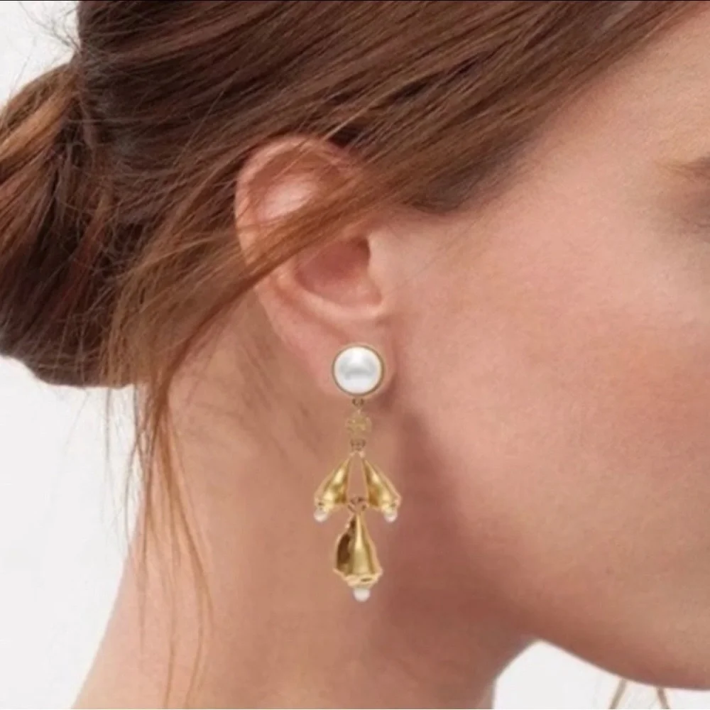 🔥🔥🔥ONE ITEM DEAL OF THE DAY Tory Burch Authentic Earrings Reduced Buy Now & Save